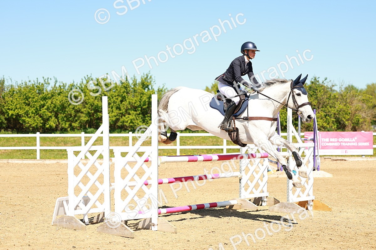 SBM_001309 - Class 4 - Senior Newcomers 1.10m