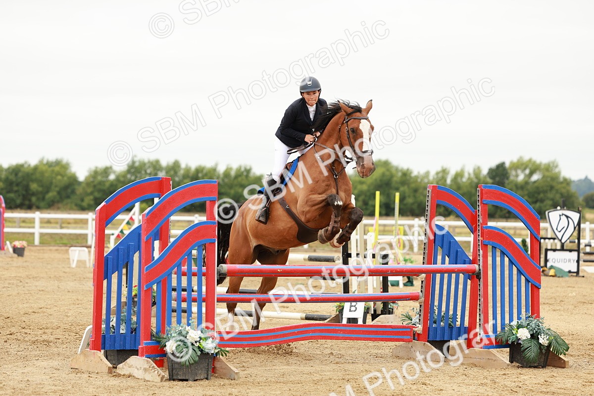 SBM_016216_Class 19 - Senior Discovery - 100m Open - Michelle