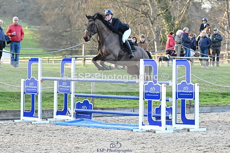 250322A-173114-03783 - Cls 14 Snr Fox & 1.20m Open