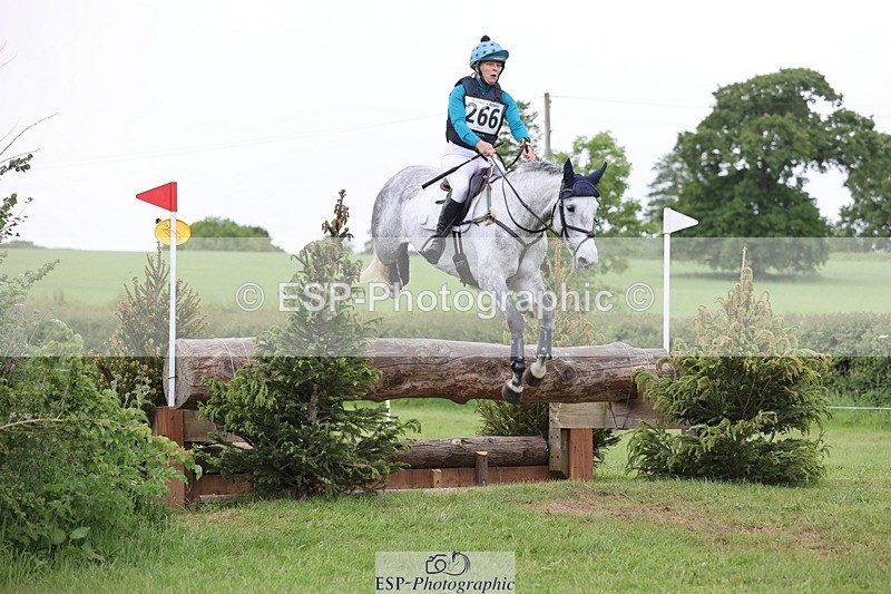 240525-164104-18151 - 266-CAPADOTIA_Z-Eliane_Lovell