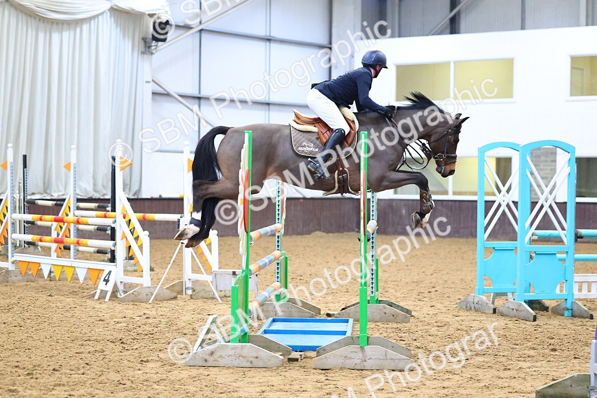 SBM_000998 - Class 4 - Senior Newcomers - 1.10m