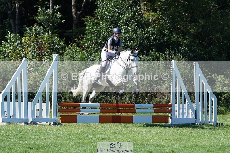 240811A-161024-06210 - 408-