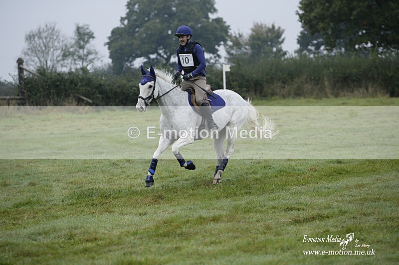 WWHT 171021 0053 - Novice Restricted (0.80m)  17/10/21