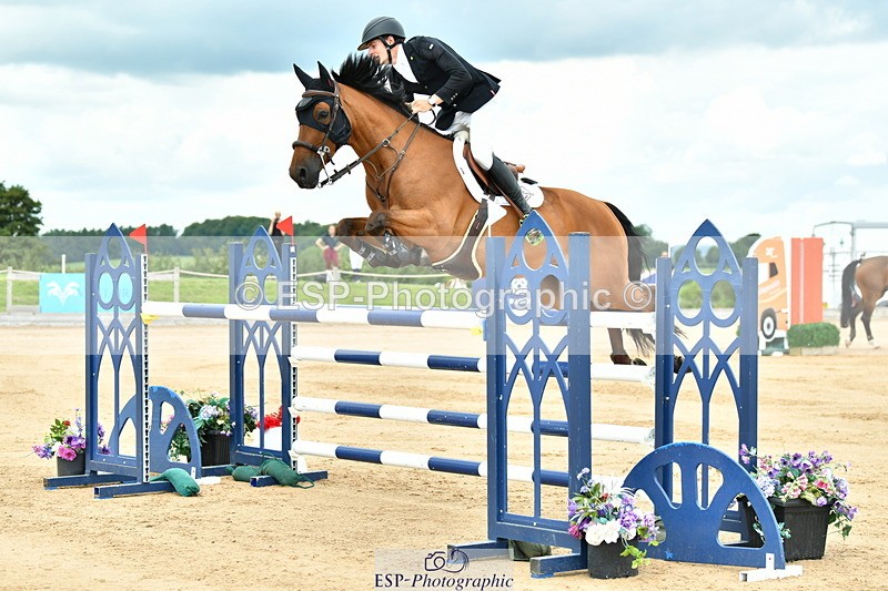 230720A-121203-02734 - Cls 33, 7 Yr Olds 1.30m