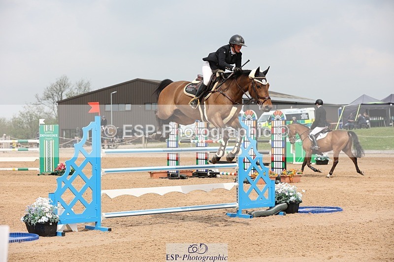 250424-115102-05091 - Cls 1 - 2 Star Small Tour