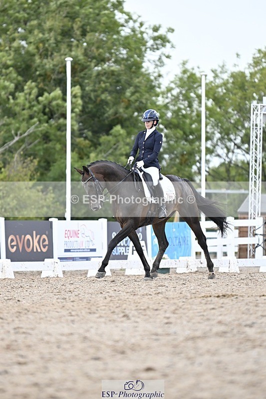 250907-165152-10788 - 113-Nicole.JahanshahiVirtual.Attraction