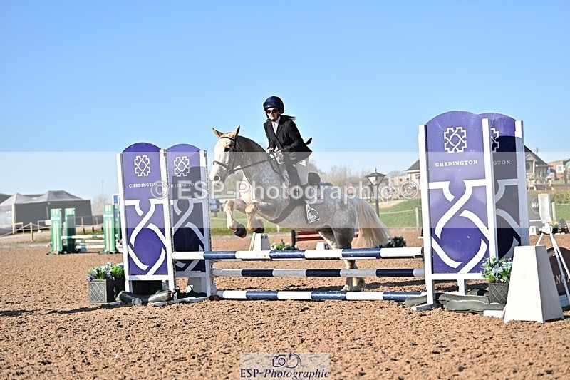 250401-171312-00312 - 70cm classes