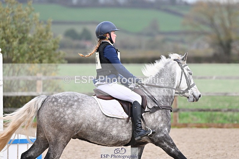 251109A-150917-01158 - Cls 06 60cm SJ