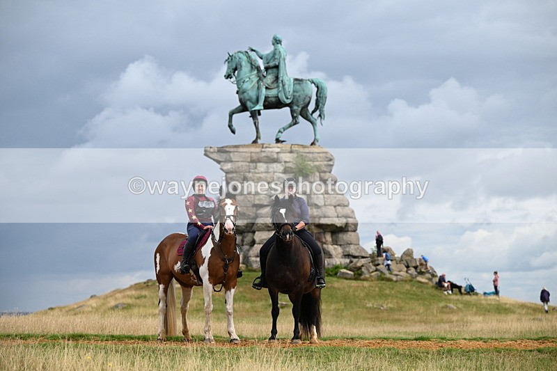 DSC_4527 - Time at Statue 09:50 to 11:09