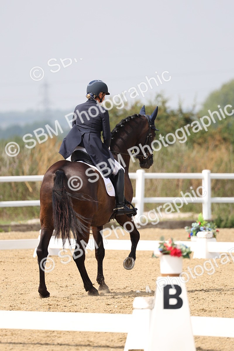 SBM_007316 - Class 9 - FEI INT I - 13.37-14.33