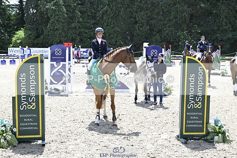 250525A-131527-17580 - Presentations Section B CCI 3 Star Long