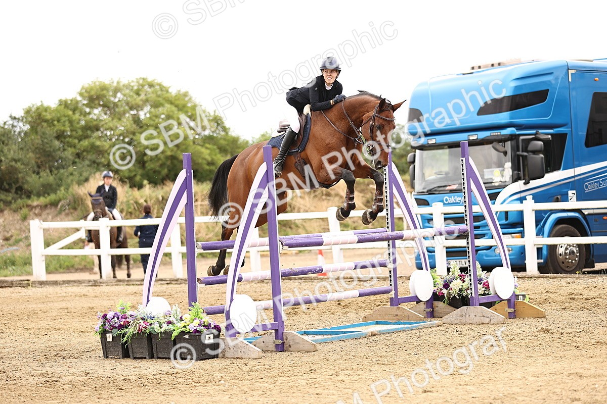 SBM_003242 - Class 21 - Senior Newcomers - 1.10m