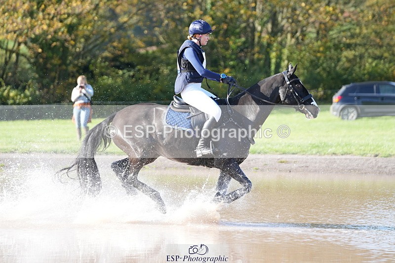 251024A-125416-10859 - B-144-Annabel.Carthy