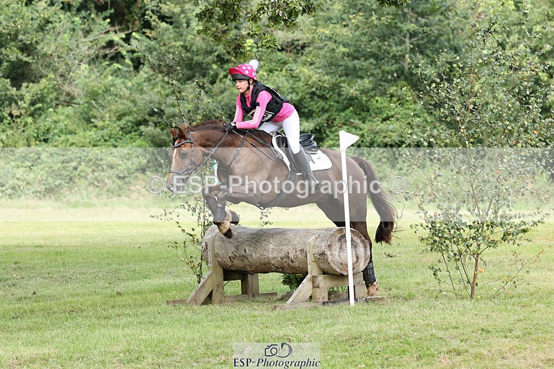 240825X-103927-31637 - 70cm XC 10.00 to 11.00