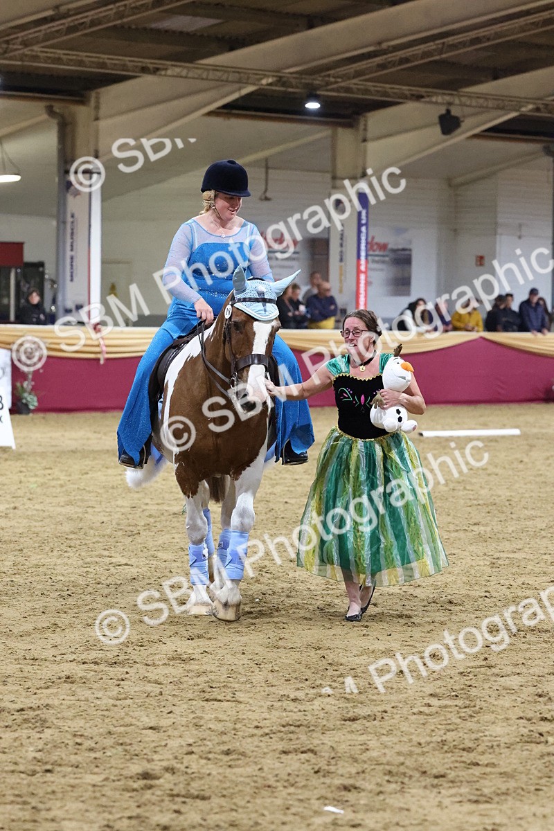 SBM_10203 - Class 52 Strictly Fancy Dress-Age