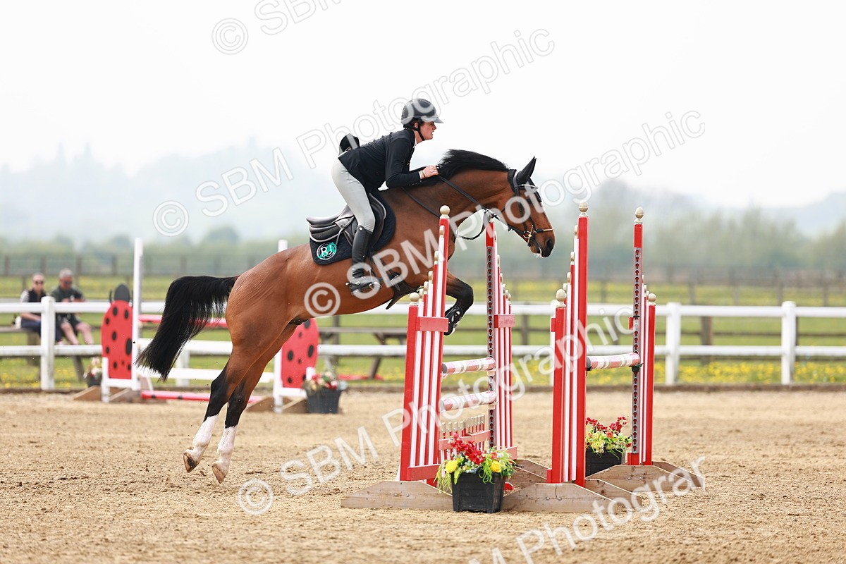  - Class 18 - Senior Newcomers - 1.10m