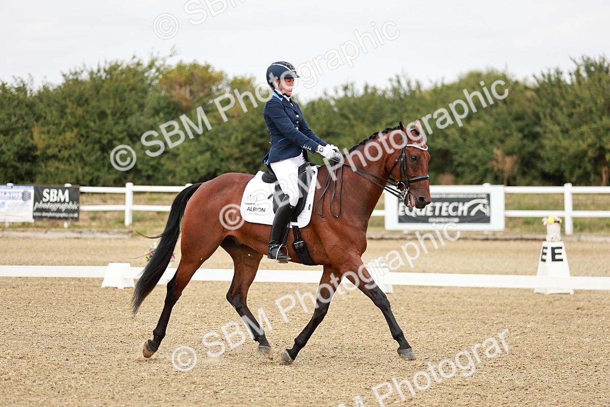SBM_003565 - Class 7 - Advanced Medium 6 Gold - 13.16-14.36