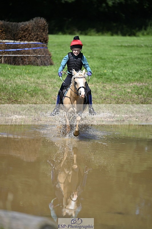 240728B-112455-01003 - Theo's Group XC