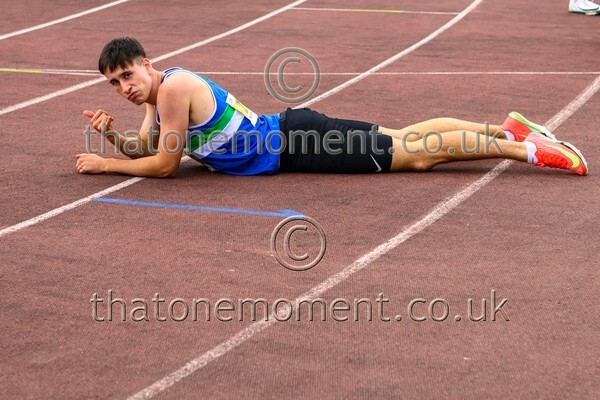 Sen25SUN-916720 - Track Male