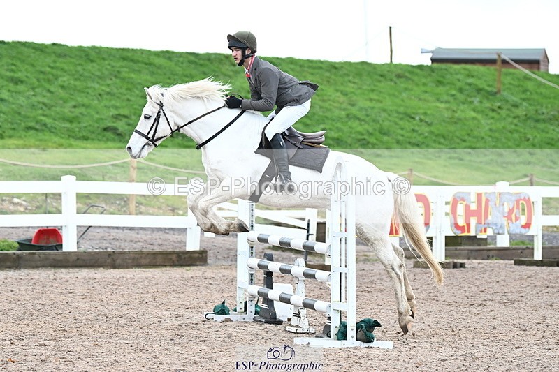 231118A-105542-01575 - Cls 5 Discovery & 90cm Open