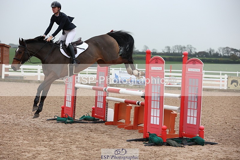 231112A-104602-03424 - Cls 17 Blue Chip Novice Winter Qualifier