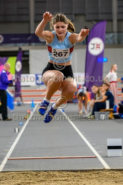 SenInd26-916305 - Field Female Set One