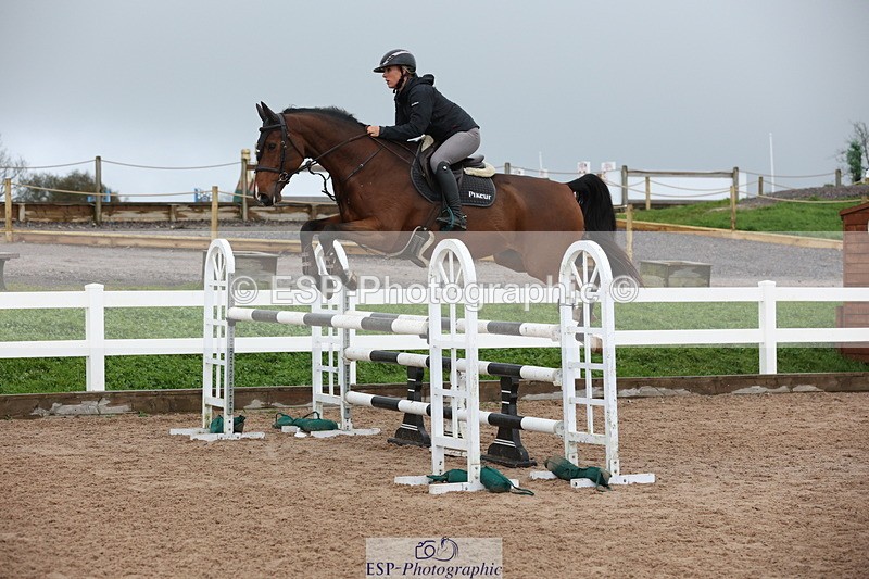 231112A-140750-04807 - Cls 20 Newcomers & 1.10m Open