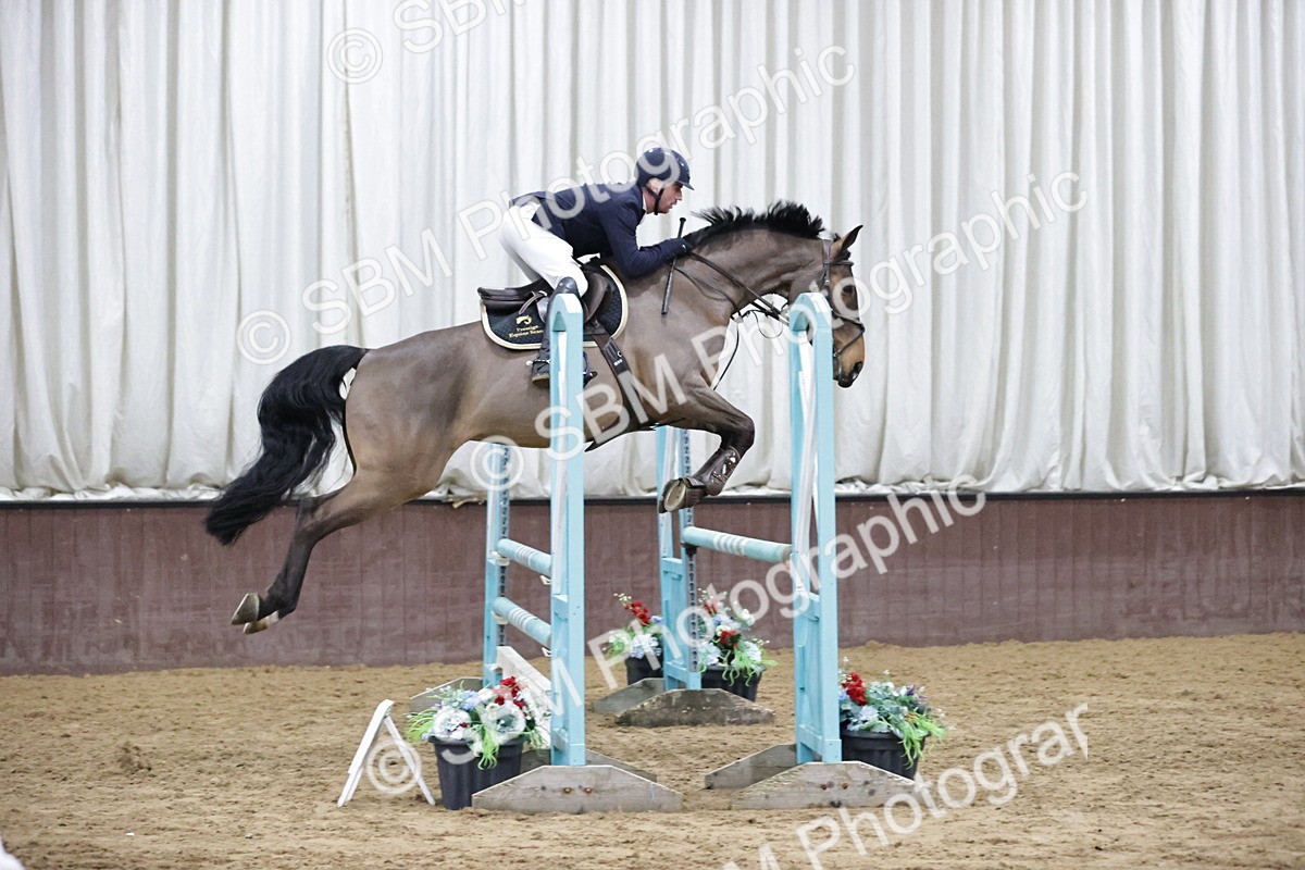 SBM_001106 - Class 4 - Senior Newcomers/ 1.10m Open