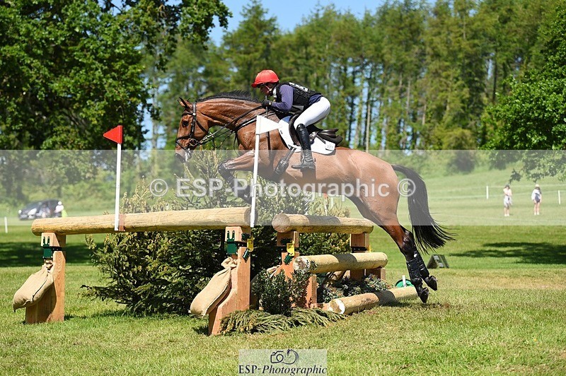 230527-142750-09793 - 327-ROMANTIC-Rosie_Fry-XC