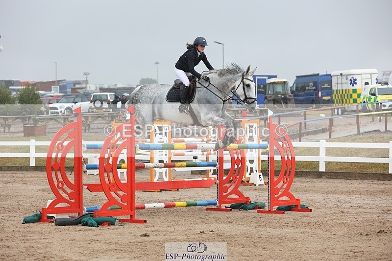 250717-140433-05761 - Cls 1, 3 Star Small Tour Start to Break