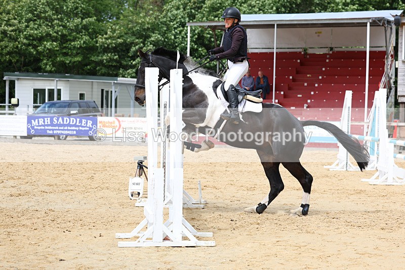 3E7A5239 - Class 10: 90cm open