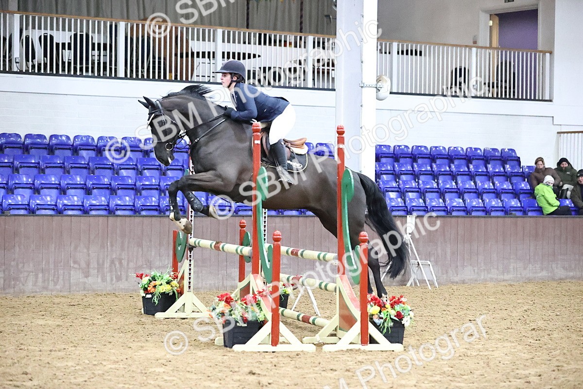 SBM_2009 - Class 8 - Nupafeed Supplements Senior Discovery/ 1m Open