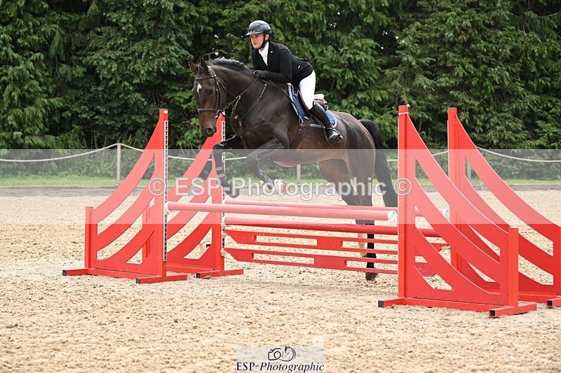 240704-102110-00600 - Cls 6 British Novice and 90cm Open