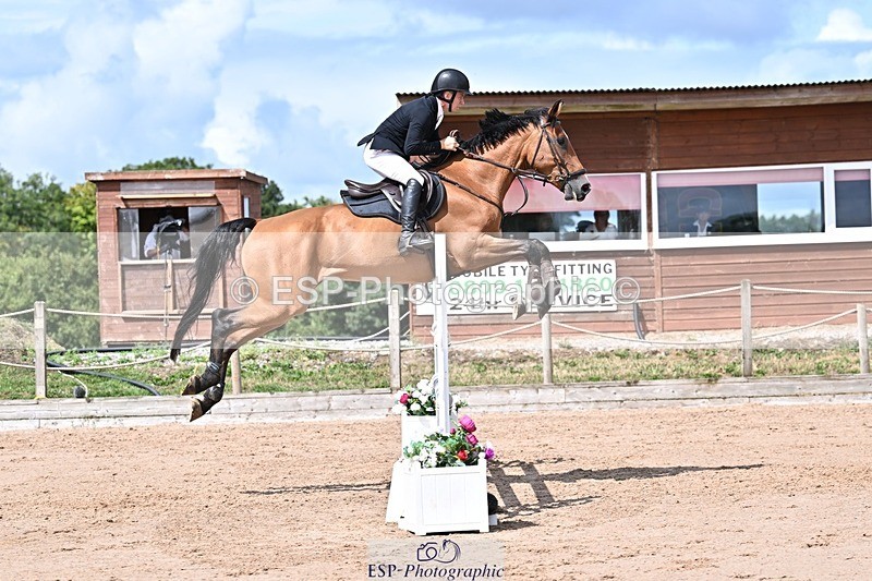 250731-113132-00582 - Cls 02 Snr Fox 1st Rnd