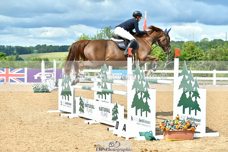 230721A-105310-05320 - Cls 30, 6 Yr Olds 1.20m