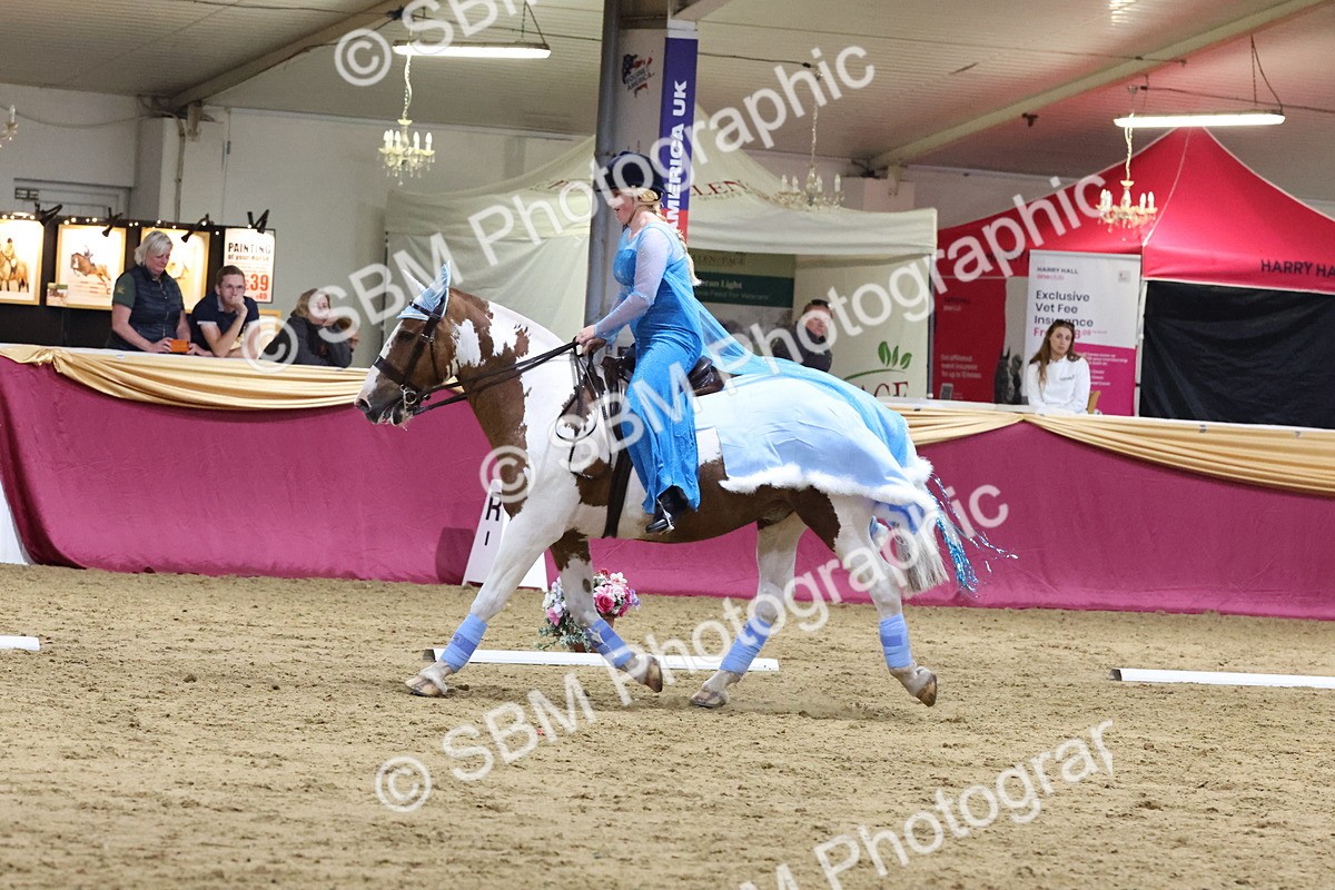 SBM_10089 - Class 52 Strictly Fancy Dress-Age