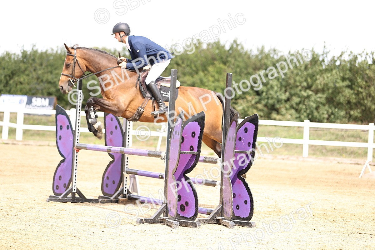SBM_004380 - Class 3 -  Senior British Novice - 90m Open