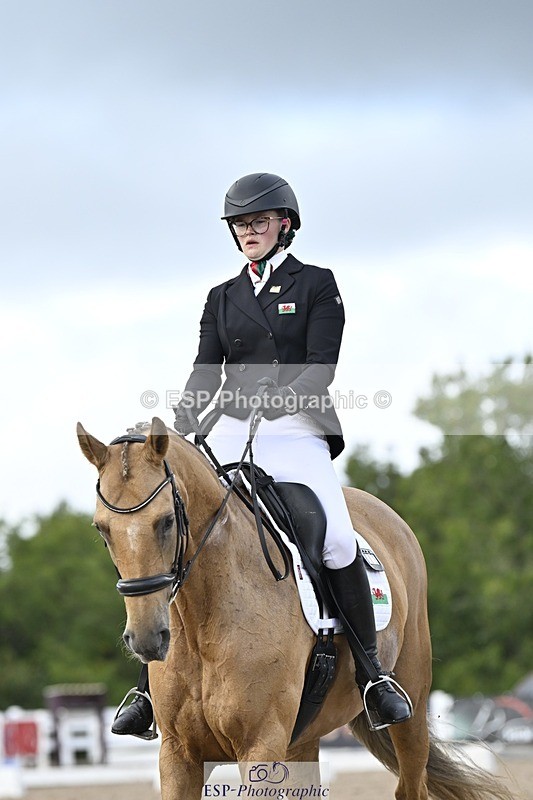 250907-170131-10868 - 054-Amy.Louise.LloydDiva.Royale