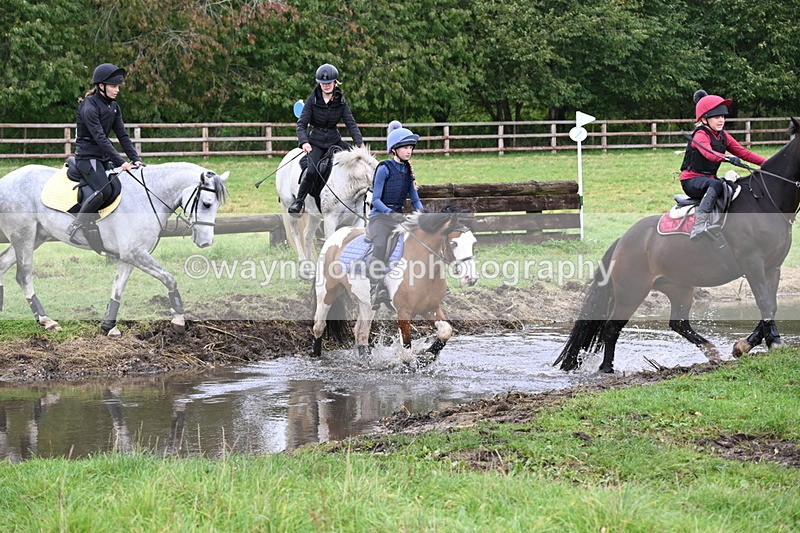 WJ6_6163 - Time at Photographer 12:41 to 13:05