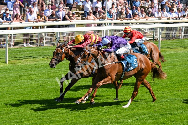 110725-Race 3-Bosa Nova-4174 - Race 3 3.20pm Ire-Incentive, It Pays To Buy Irish EBF Fillies' Novice Stakes
