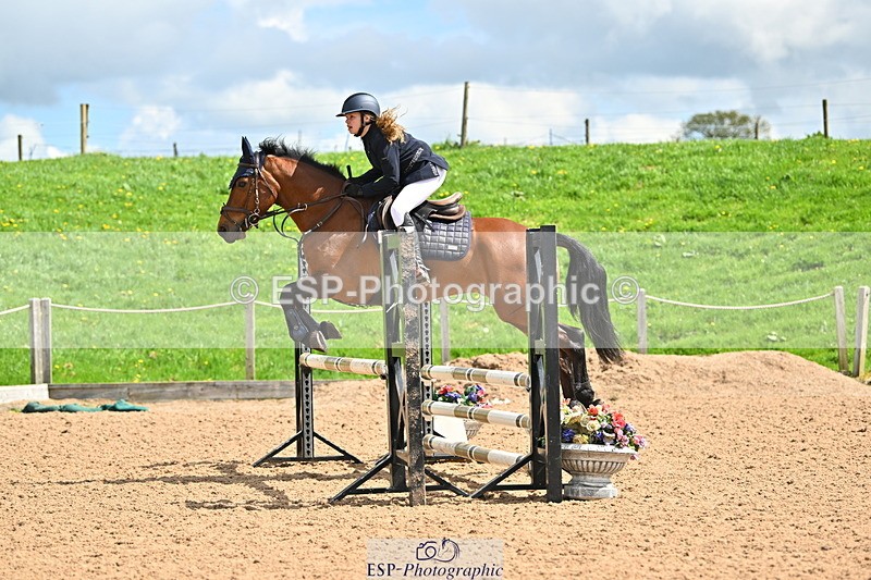 240504A-113752-01258 - Cls 3 Pony Discovery & 90cm Open