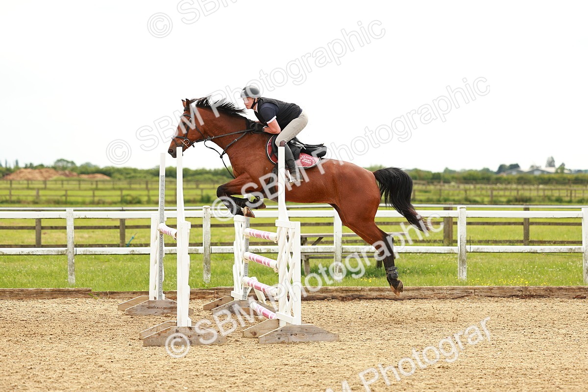 SBM_002176 - Class 4 - Senior Newcomers - 1.10m
