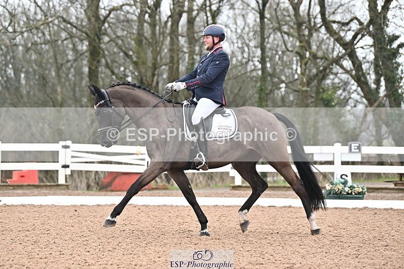 250216-101619-04591 - 213-Martyn.Humphrey-Isabeau.May