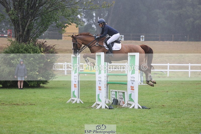 250830A-162611-07493 - Cls 17 Snr Foxhunter