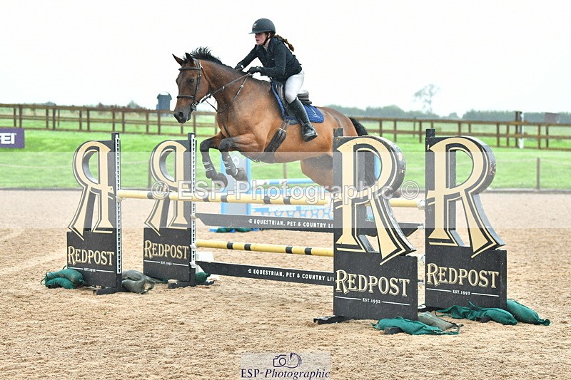 230805A-104908-00208 - Cls 2 Snr Newcomers & 1.10m Open