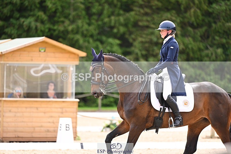 240524-103351-08150 - 513-WELLAN_GRAFFITI-Molly_Evans