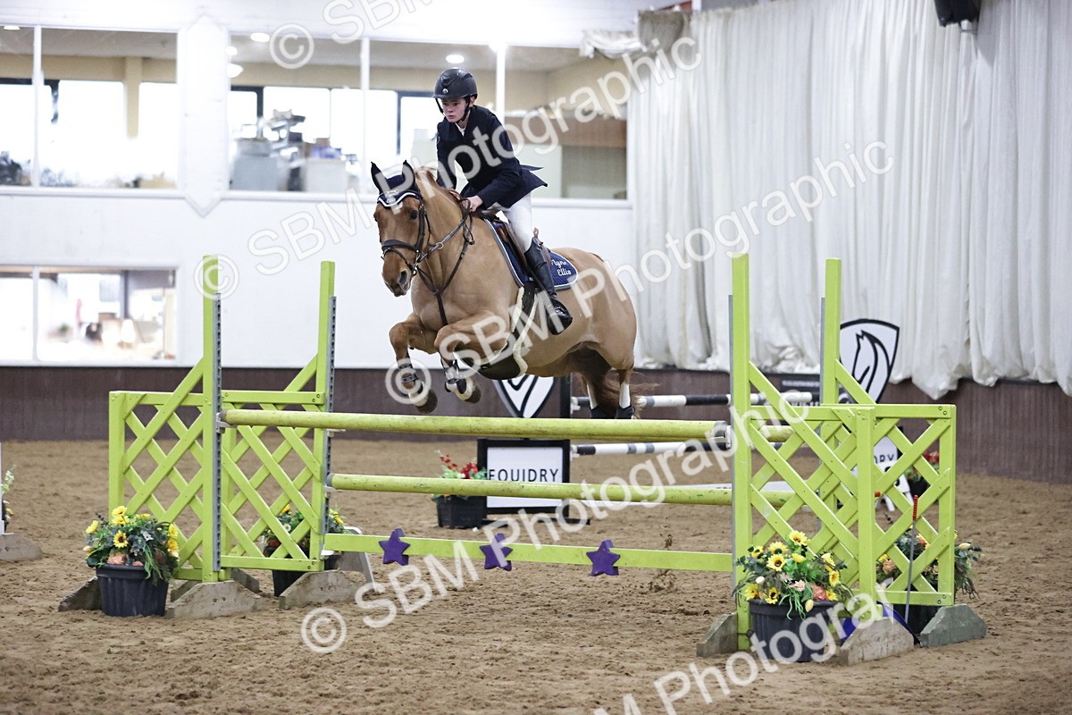 SBM_001068 - Class 4 - Senior Newcomers/ 1.10m Open