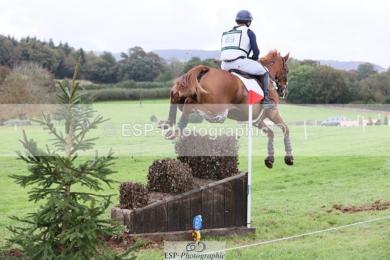 231020-125823-08826 - 069-LUSUELA-Will.Furlong-XC