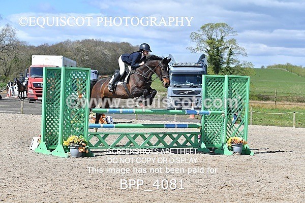 BPP_4081 - CLASS 6 FRI Senior Newcomers/ 1.10m Open