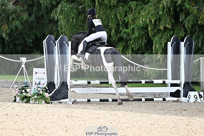 230825-110302-08822 - Round 2 Start to 11.15 coursewalk